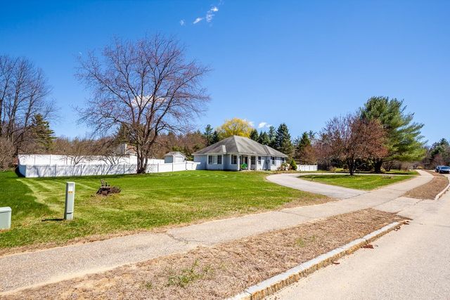 27 Primrose Lane, Concord, NH 03303