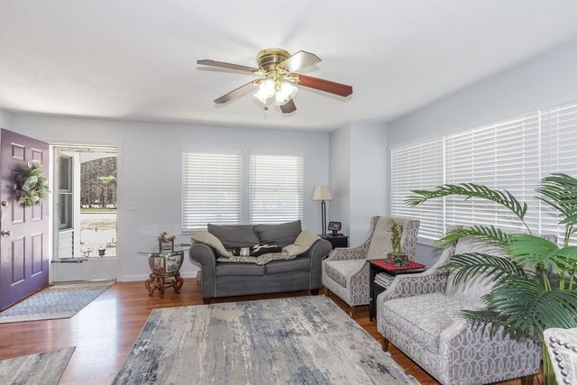 27 Primrose Lane, Concord, NH 03303