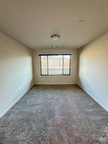 10012 Fort Sanders Avenue, Bakersfield, CA 93311