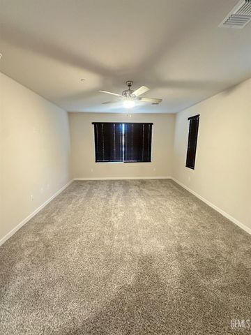 10012 Fort Sanders Avenue, Bakersfield, CA 93311