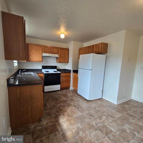 25 GENESIS, Inwood, WV 25428