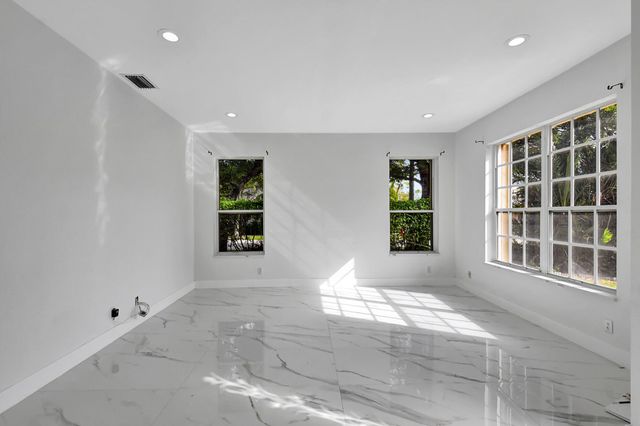 7555 CEDAR HURST Court, Greenacres, FL 33467