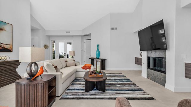 47320 ViA Koron, La Quinta, CA 92253