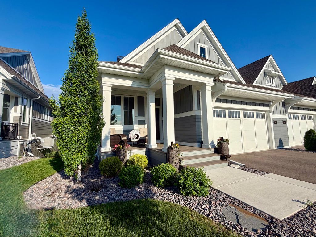 83 Spring Farm Road, North Oaks, MN 55127 — exterior
