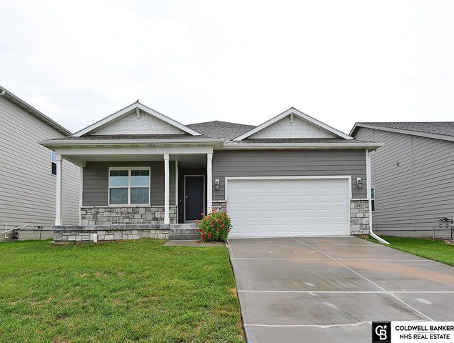 4452 Leawood Drive, Bellevue, NE 68123