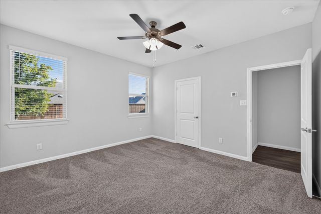 3920 Oak Creek Circle, Denison, TX 75020