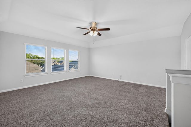3920 Oak Creek Circle, Denison, TX 75020