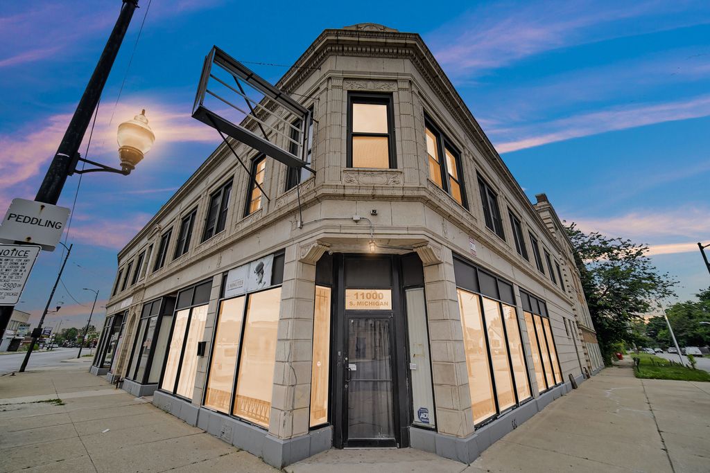 11000 S Michigan Avenue, Chicago, IL 60628