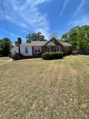 101 Pinehurst Street, Tallassee, AL 36078