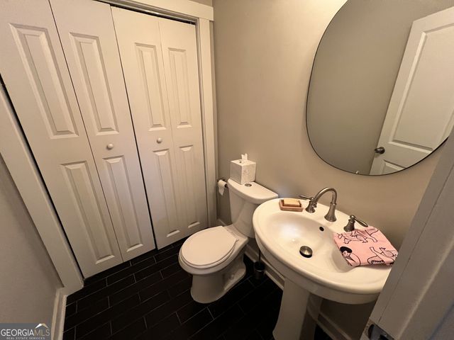 2455 Lynn Iris Drive, Decatur, GA 30032