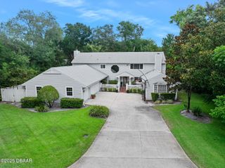 8 Shawnee Trail, Ormond Beach, FL 32174