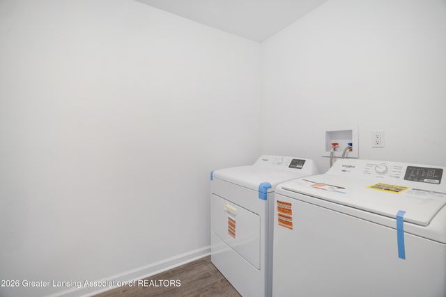 2506 W Washtenaw Street, Lansing, MI 48917
