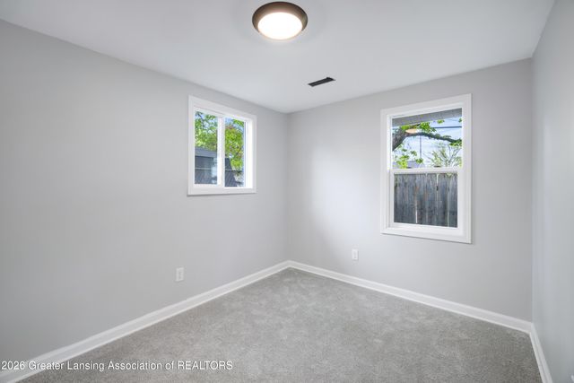 2506 W Washtenaw Street, Lansing, MI 48917