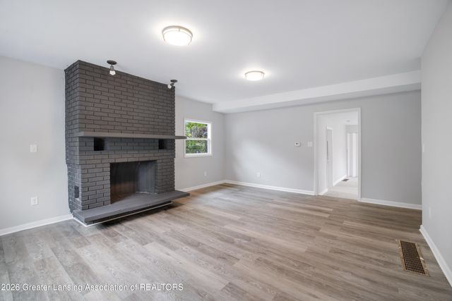 2506 W Washtenaw Street, Lansing, MI 48917