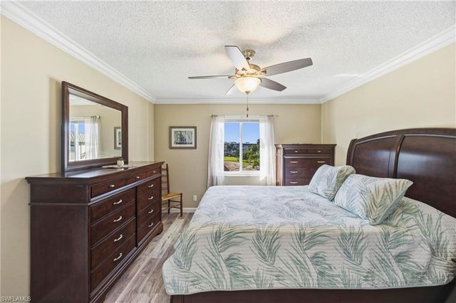 1010 Manatee RD B304, Naples, FL 34114