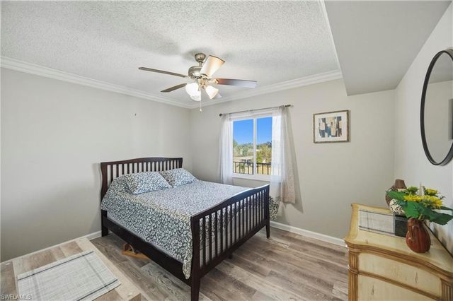 1010 Manatee RD B304, Naples, FL 34114