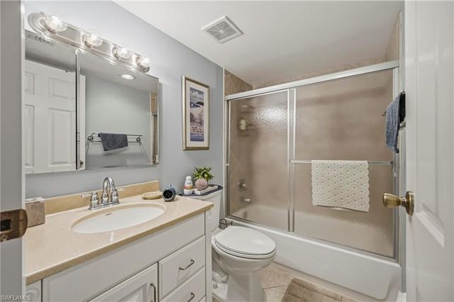 1010 Manatee RD B304, Naples, FL 34114