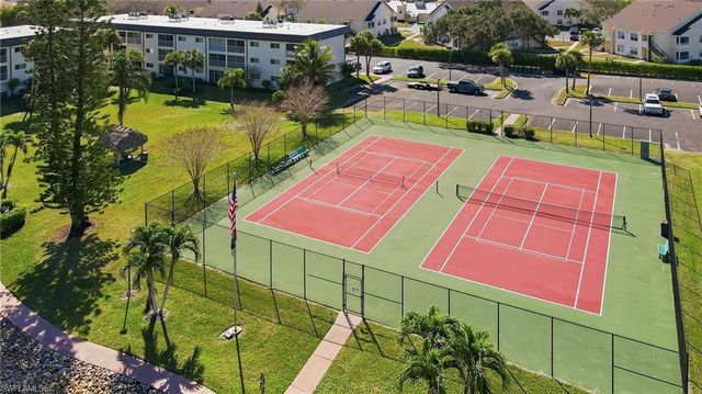 1010 Manatee RD B304, Naples, FL 34114
