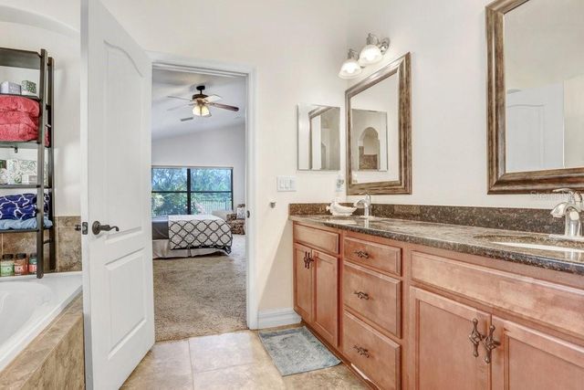 15723 STARLING WATER DRIVE, Lithia, FL 33547