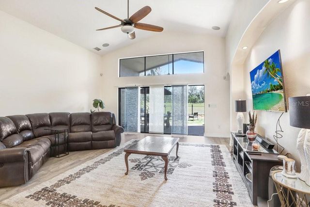 15723 STARLING WATER DRIVE, Lithia, FL 33547
