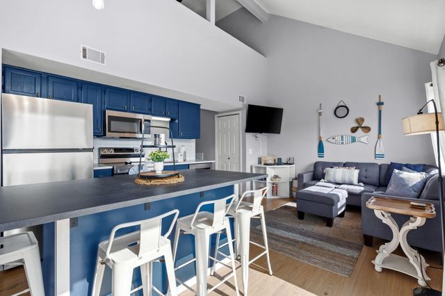 490 Abby Lane 8, Branson, MO 65616