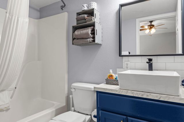 490 Abby Lane 8, Branson, MO 65616