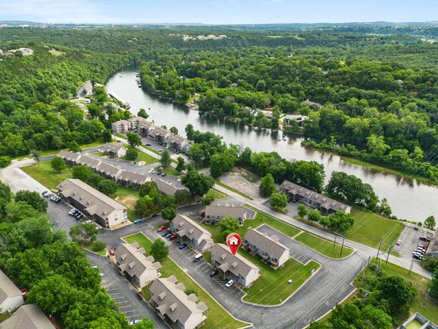 490 Abby Lane 8, Branson, MO 65616