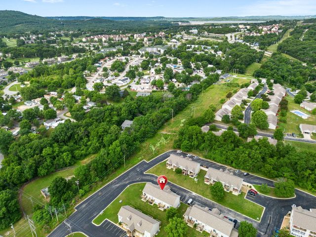 490 Abby Lane 8, Branson, MO 65616