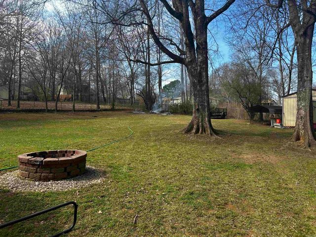 2770 Lakeside Drive, Benton, AR 72019