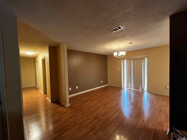 2770 Lakeside Drive, Benton, AR 72019