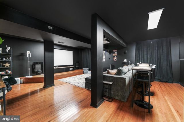 5 SHINGLE OAK DR, Voorhees, NJ 08043