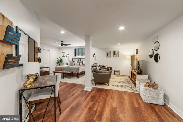 5 SHINGLE OAK DR, Voorhees, NJ 08043