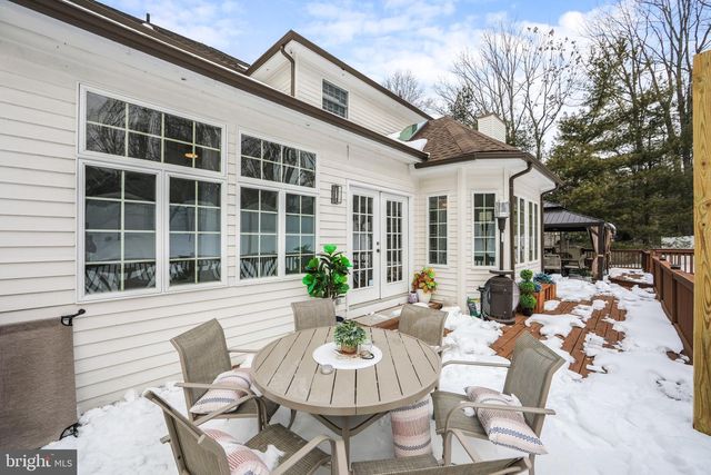 5 SHINGLE OAK DR, Voorhees, NJ 08043