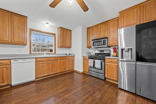 3525 Indian TRAIL, Racine, WI 53402