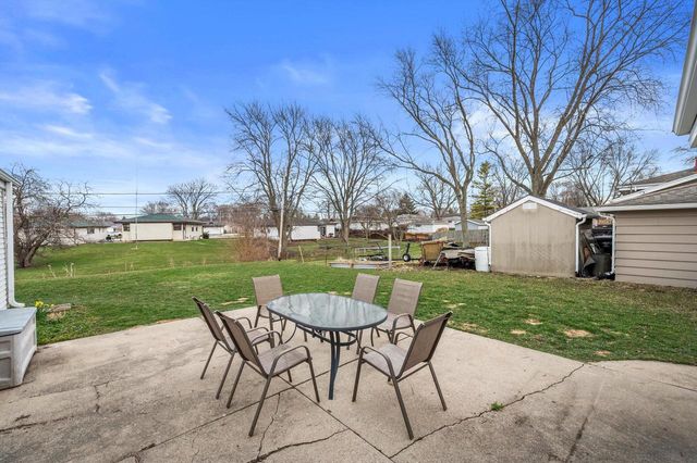 3525 Indian TRAIL, Racine, WI 53402