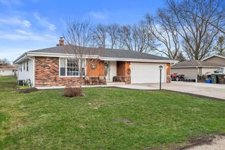 3525 Indian TRAIL, Racine, WI 53402