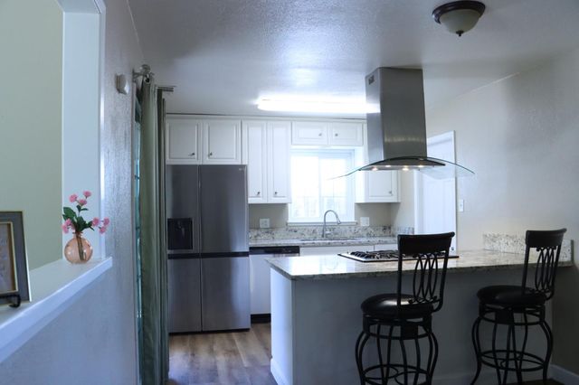 1820 Celeste Dr, Modesto, CA 95355