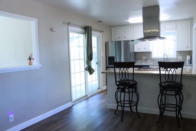 1820 Celeste Dr, Modesto, CA 95355