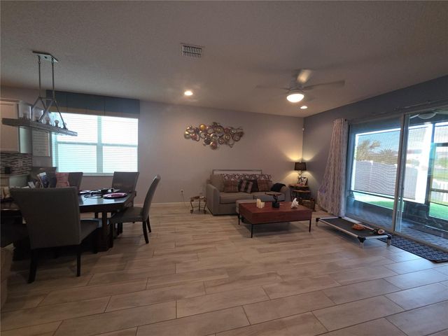 958 COMPASS LANDING DRIVE, Orange City, FL 32763