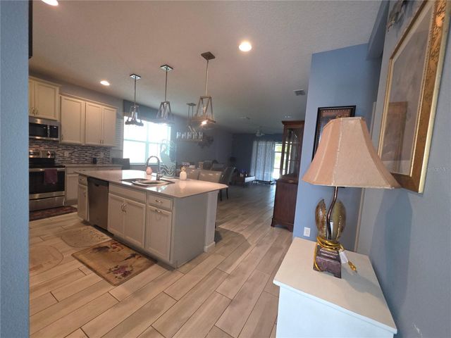 958 COMPASS LANDING DRIVE, Orange City, FL 32763