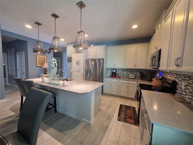 958 COMPASS LANDING DRIVE, Orange City, FL 32763