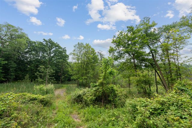 36300 Howard Road, Farmington, MI 48331