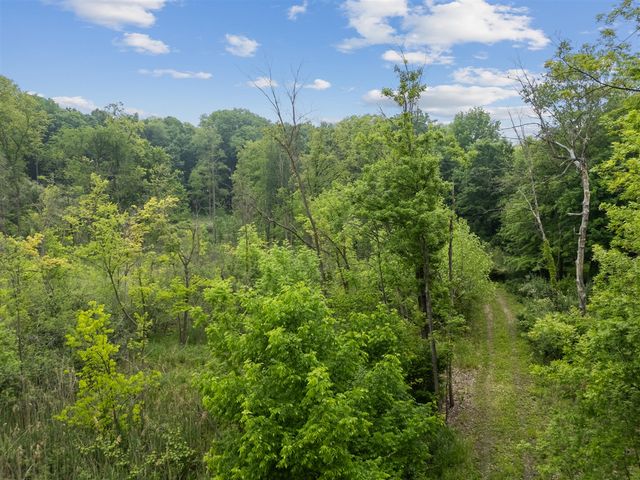 36300 Howard Road, Farmington, MI 48331