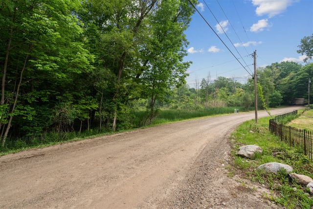 36300 Howard Road, Farmington, MI 48331
