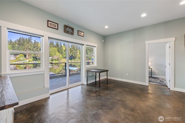 4937 Thompson Lane SE, Olympia, WA 98513