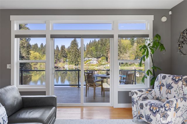 4937 Thompson Lane SE, Olympia, WA 98513