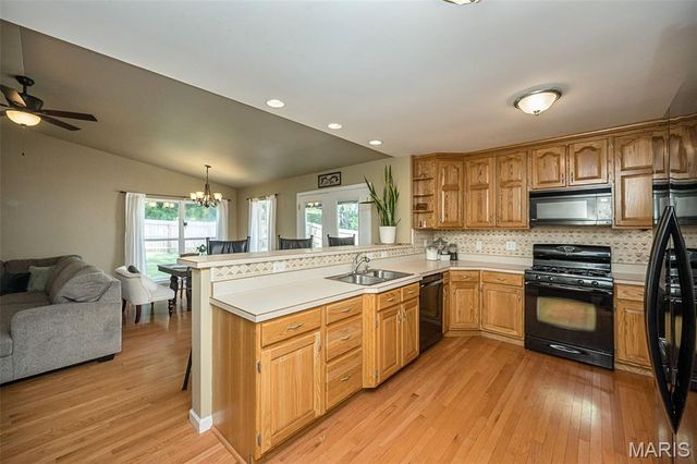 741 Tree Top Ridge Drive, Valley Park, MO 63088