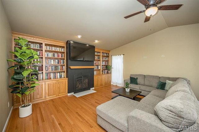 741 Tree Top Ridge Drive, Valley Park, MO 63088