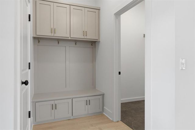 13317 SW 8th Street, Yukon, OK 73099