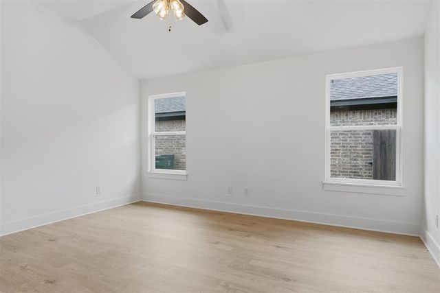 13317 SW 8th Street, Yukon, OK 73099